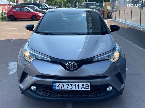 Toyota C-HR 2018 - фото 4