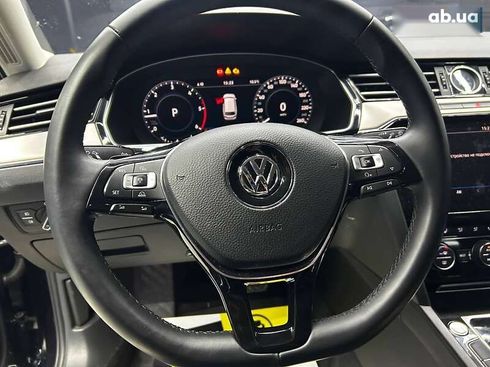 Volkswagen Passat 2018 - фото 27