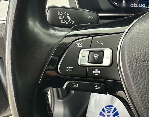 Volkswagen Passat 2019 - фото 20