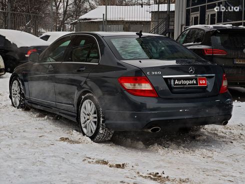 Mercedes-Benz C-Класс 2009 серый - фото 11