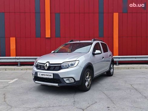 Renault Sandero 2021 - фото 4