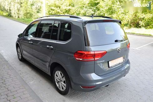 Volkswagen Touran 2020 - фото 12