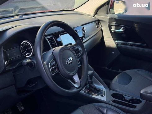 Kia Niro 2017 - фото 13