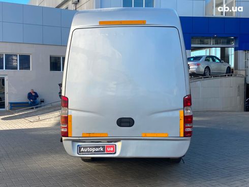 Mercedes-Benz Sprinter 313 2008 серый - фото 6