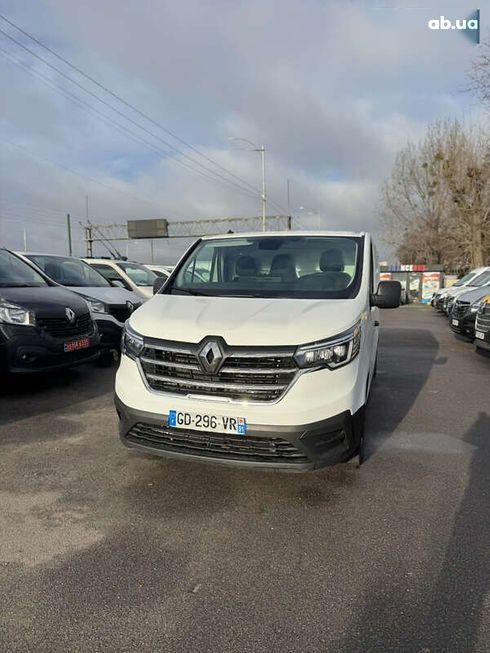 Renault Trafic 2021 - фото 3