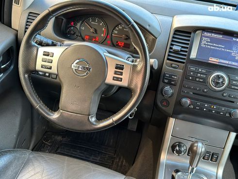 Nissan Navara 2014 черный - фото 27