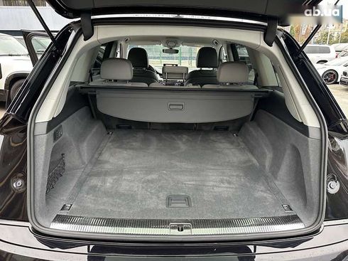 Audi Q7 2018 - фото 25