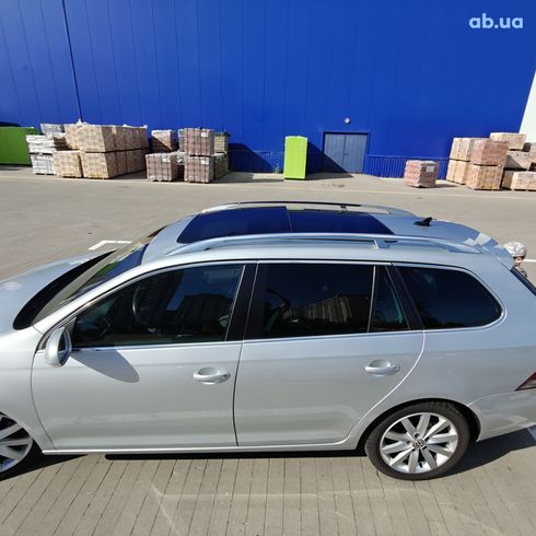 Volkswagen Golf 2009 серебристый - фото 4
