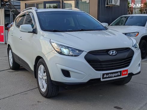 Hyundai Tucson 2010 белый - фото 3