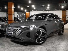 Продаж вживаних Audi Q8 e-tron 2023 року - купити на Автобазарі