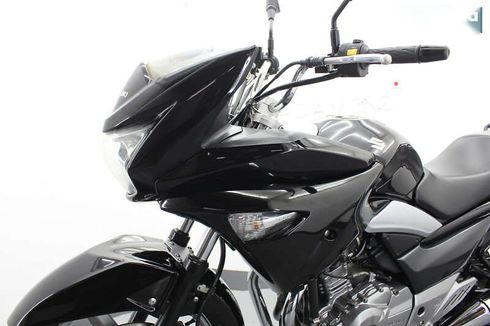 Suzuki GSR 2017 - фото 10