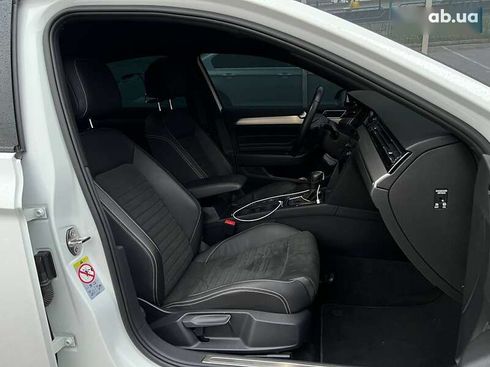 Volkswagen Passat 2021 - фото 10