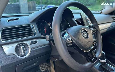 Volkswagen Passat 2016 - фото 8