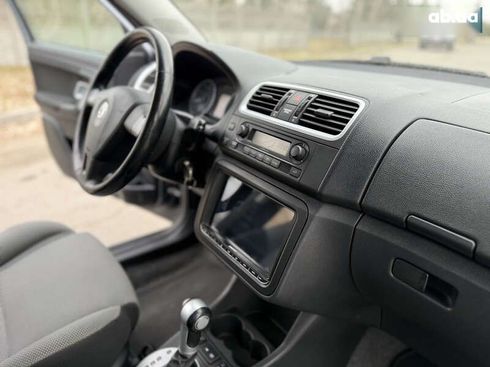 Skoda Fabia 2008 - фото 23