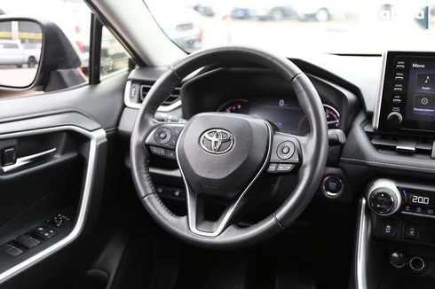 Toyota RAV4 2019 - фото 19