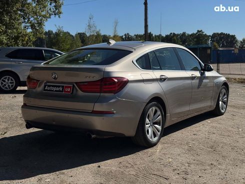 BMW 5 серия 2017 серый - фото 9