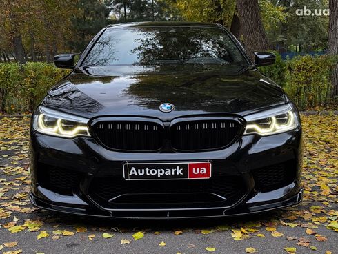 BMW 5 серия 2019 черный - фото 2