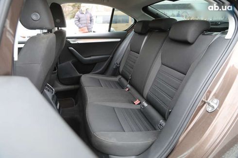 Skoda Octavia 2018 - фото 8