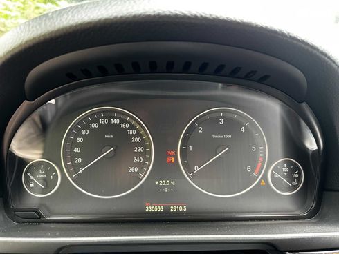 BMW 5 серия 2014 черный - фото 13