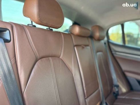 Alfa Romeo Stelvio 2018 - фото 28