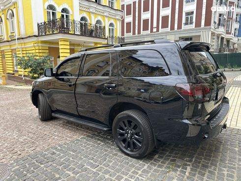 Toyota Sequoia 2018 черный - фото 4