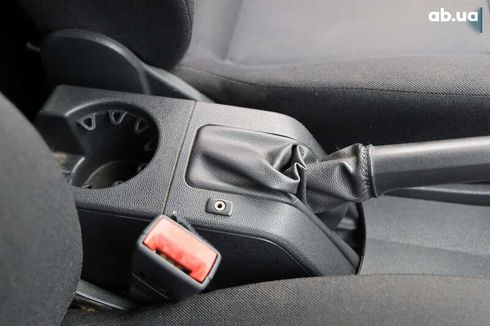 Opel Astra 2013 - фото 17