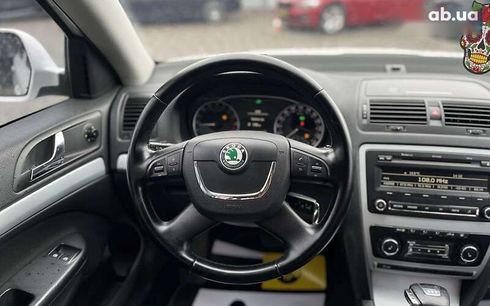 Skoda Octavia 2010 - фото 14