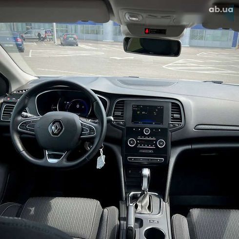 Renault Megane 2018 - фото 21