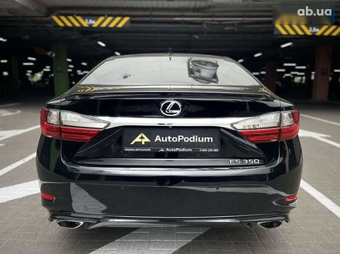 Lexus ES 2016 - фото 11