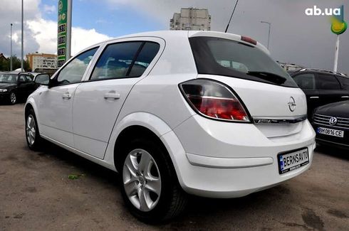 Opel Astra 2013 - фото 14
