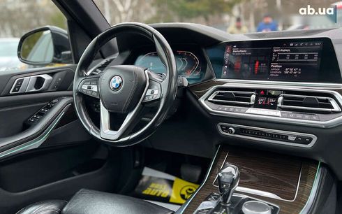 BMW X5 2018 - фото 27