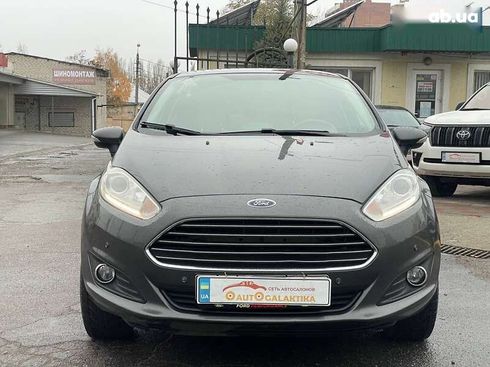 Ford Fiesta 2017 - фото 2