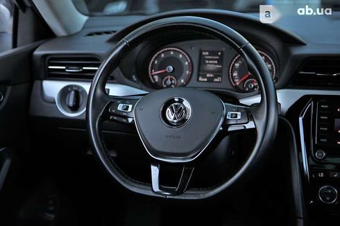 Volkswagen Passat 2020 - фото 14
