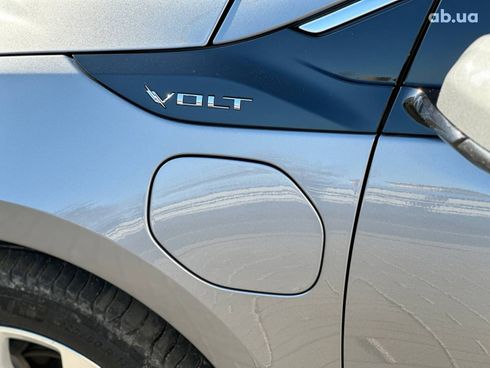 Chevrolet Volt 2018 серый - фото 5