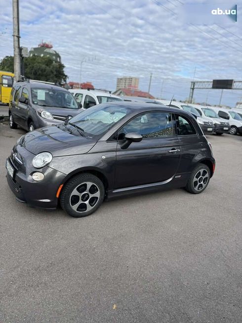 Fiat 500E 2017 - фото 6