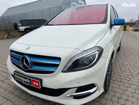 Mercedes-Benz B-Класс 2016 белый - фото 10