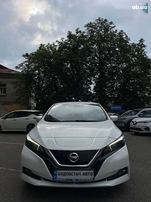 Nissan Leaf 2018 - фото 7