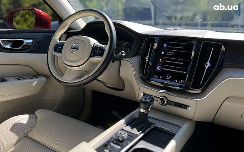 Volvo XC60 2020 - фото 15