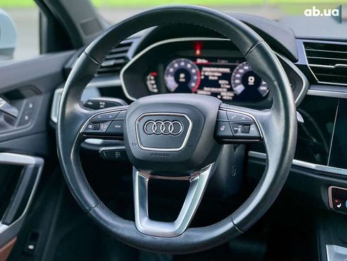 Audi Q3 2021 - фото 27