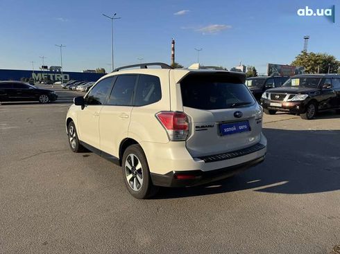 Subaru Forester 2017 - фото 7