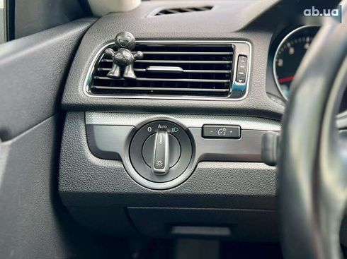 Volkswagen Passat 2018 - фото 19