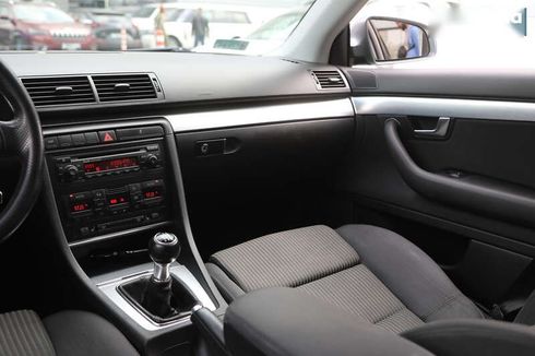Audi A4 2005 - фото 11