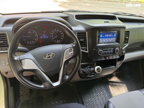 Hyundai H 300 2016 белый - фото 16
