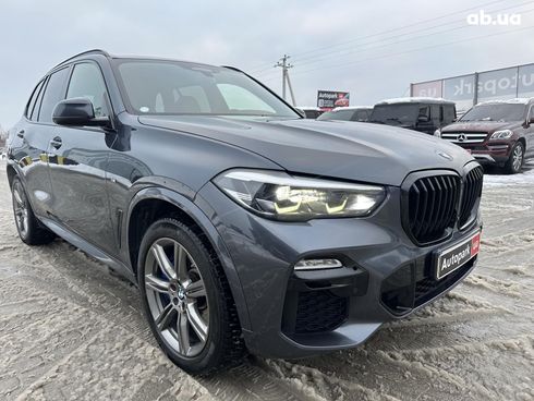 BMW X5 2018 серый - фото 3