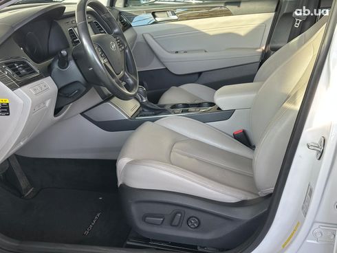 Hyundai Sonata 2017 белый - фото 10