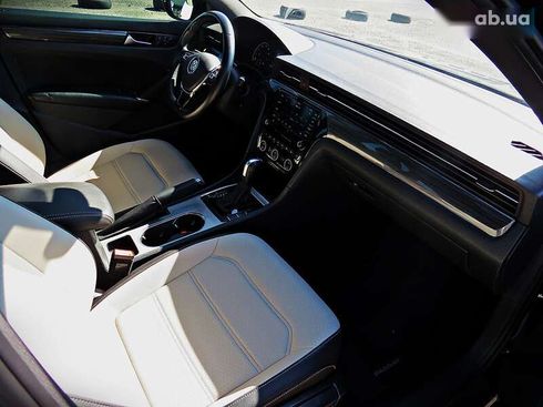 Volkswagen Passat 2021 - фото 22