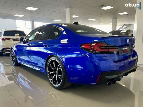 BMW M5 2020 - фото 8
