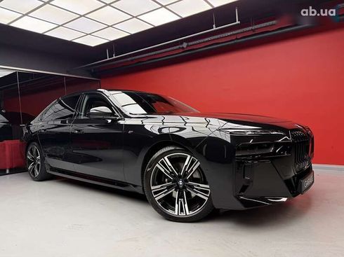 BMW 7 серия 2023 - фото 9