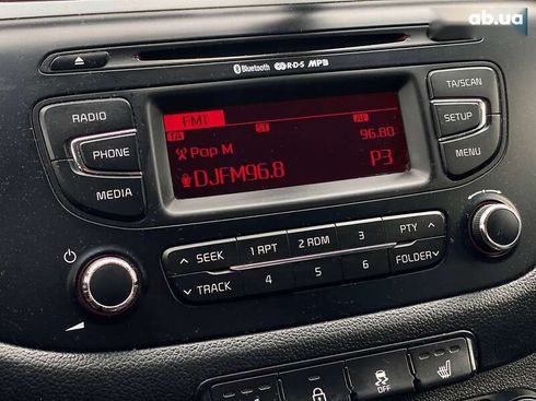 Kia Cee'd 2012 - фото 27