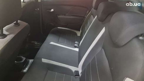 Renault Sandero 2021 - фото 6